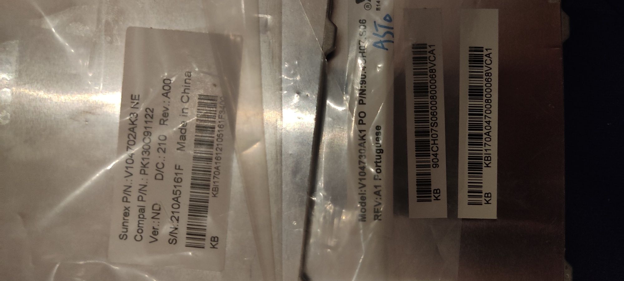 USADO: 2 teclados para substituicao de teclas acer 7736z...