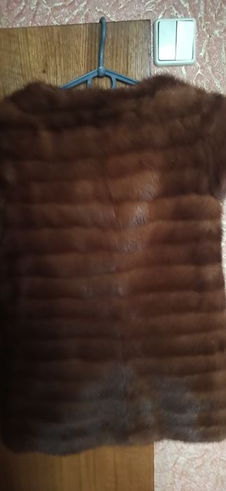 Продам жіночу жилетку норка
