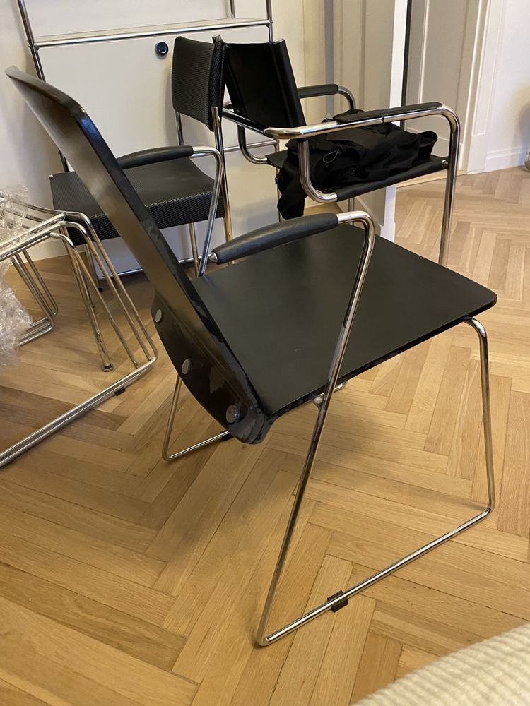 Włoskie krzesła, design, vintage, minimalizm, modernizm