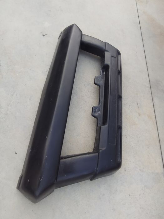 Grelha "mata-vacas" Pajero sport wagon e l200