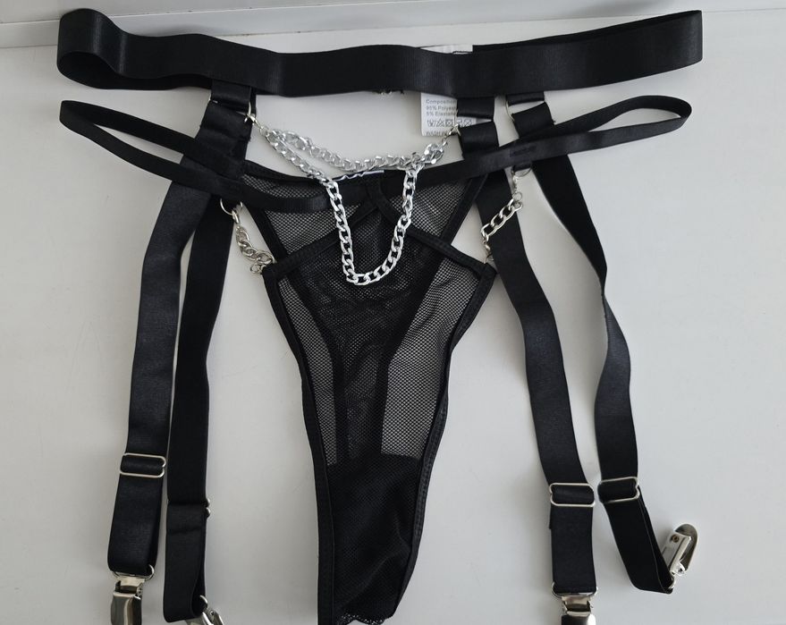 Комплект еротичної білизни