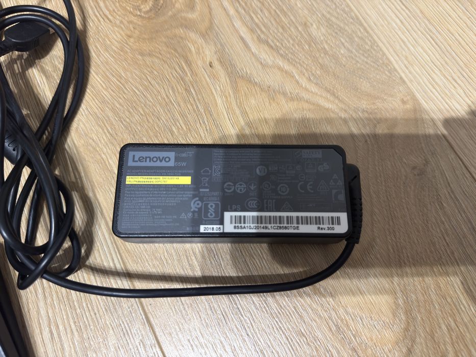 Stacja dokująca ThinkPad 40A2 Lenovo Ultra dock, zasilacz 65 W. Hdmi