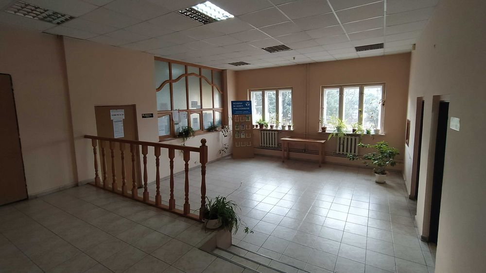 Продається багатофункціональний комплекс у смт. Великий Березний