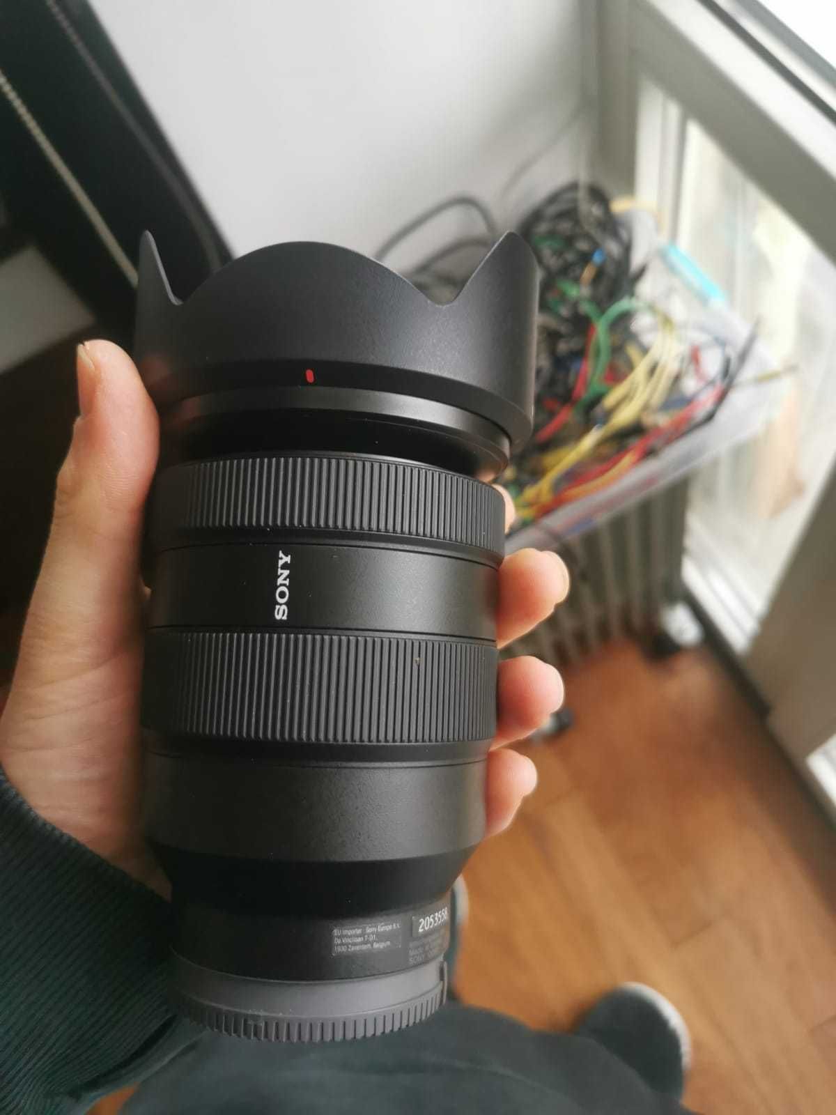 Sony FE lens 24-105 mm f / 4 G OSS