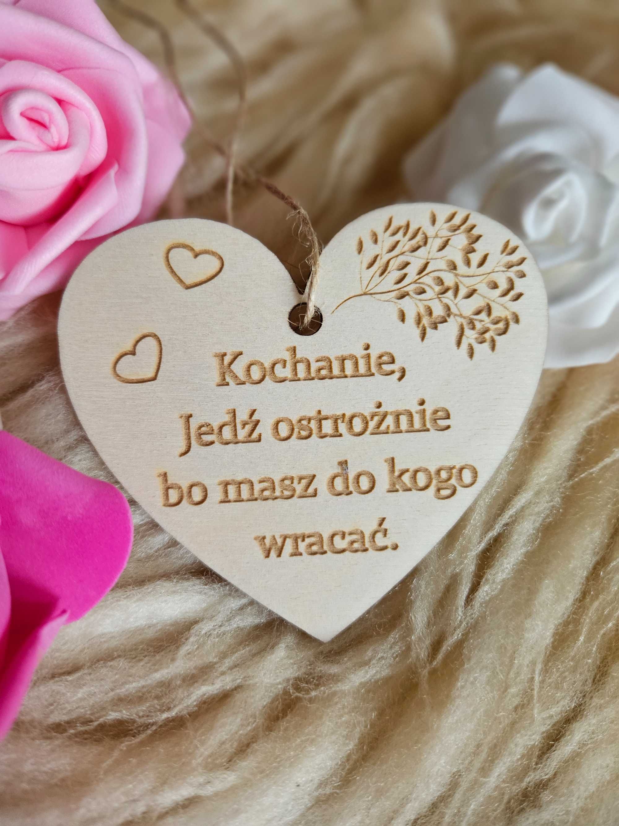 Zawieszka do auta serce z grawerem