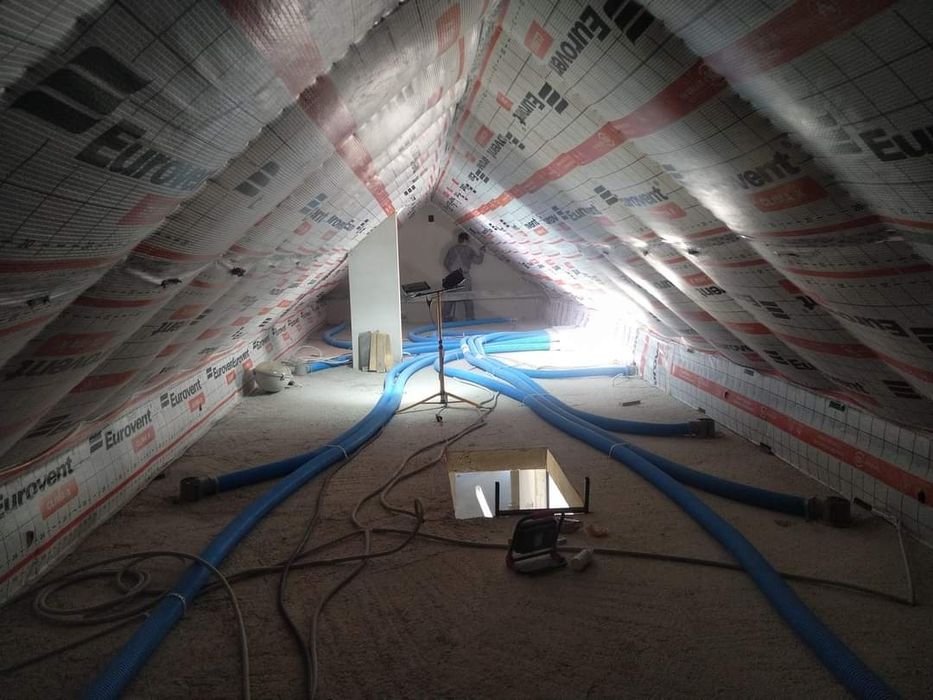 Docieplenia metodą wdmuchiwania Celuloza Wełna  Piana Pur