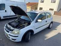 Vendo OPEL CORSA C VAN 05/2005 – 1.500€ (valor fixo, não negociável)