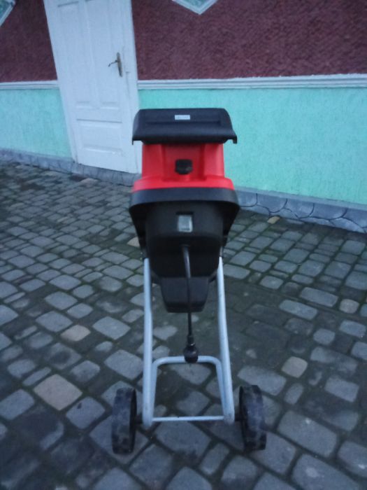 Гілко подрібнювач стан майже новий  більше по телефону