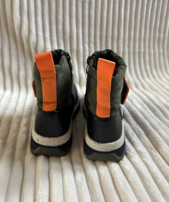 Зимові черевики на хлопчика 5 років, 18.5 см