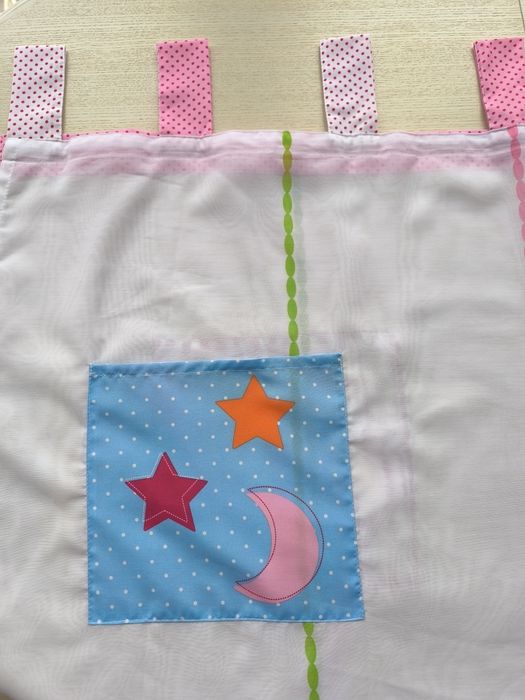 Шторы в детскую комнату ( комплект 2 шторки )