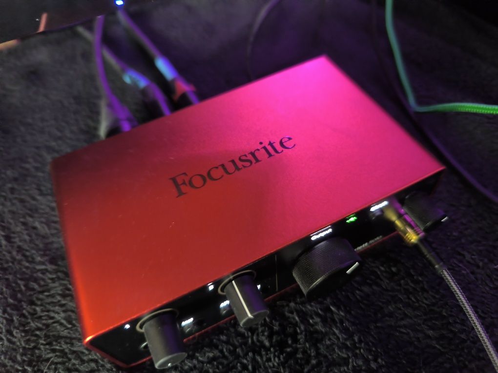 Interfejs audio USB firmy Scarlett Focusritle 4 generacji solo