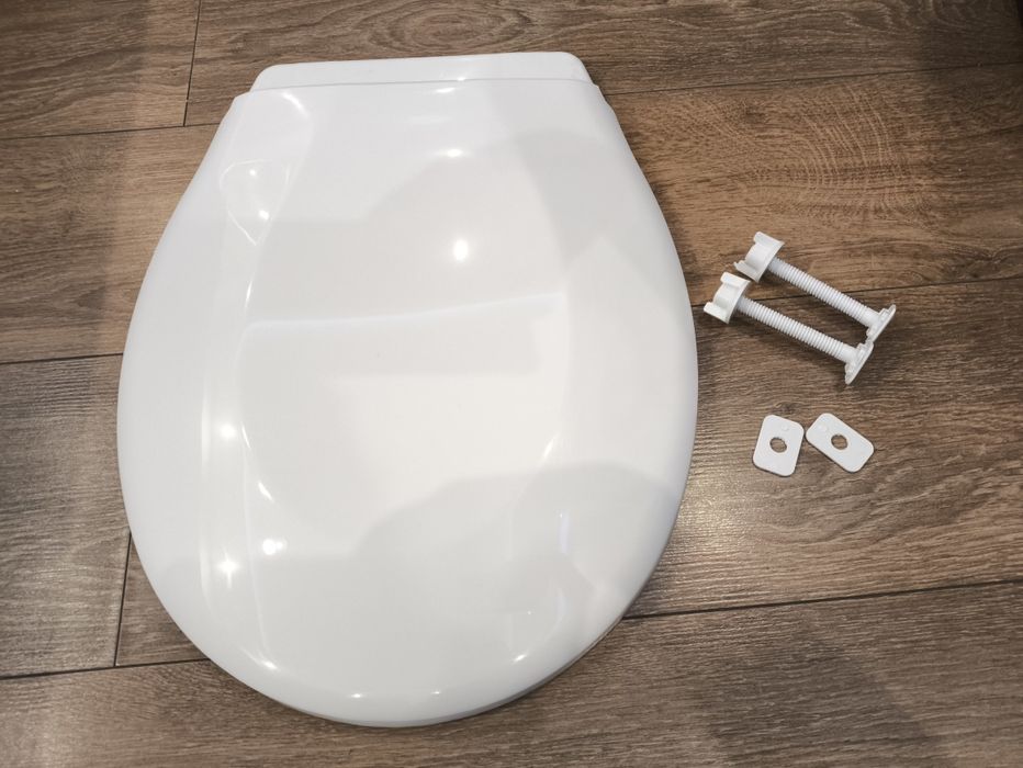 Uniwersalna deska sedesowa biała