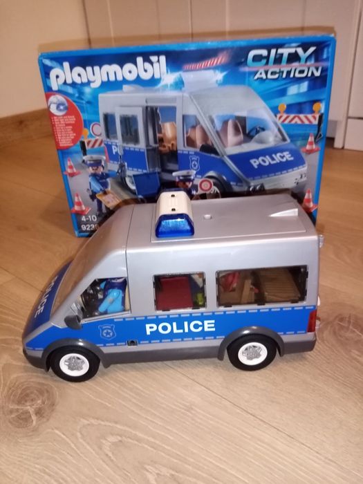 Radiowóz Playmobil