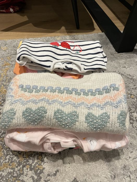 Ubranka dla dziewczynki r.86/92