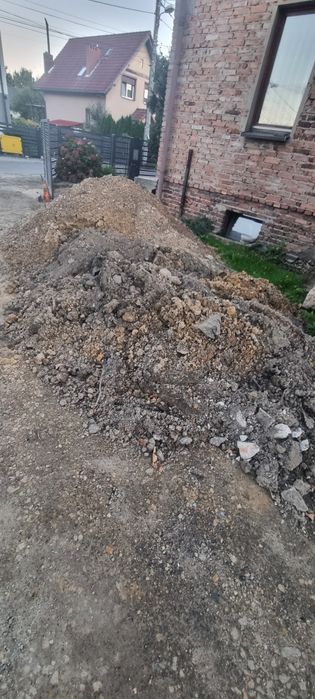 Oddam Ziemie około 10ton