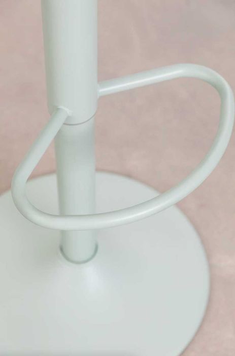 Banqueta alta ajustável Sklum em aço e madeira de olmo (3 disponiveis)