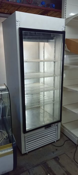 Шафа холодильна Cold, Польща. Наскрізна, статика.