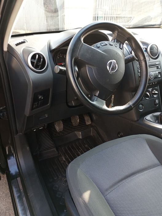 Продам Nissan Quasquai 2008 г.  1.6
