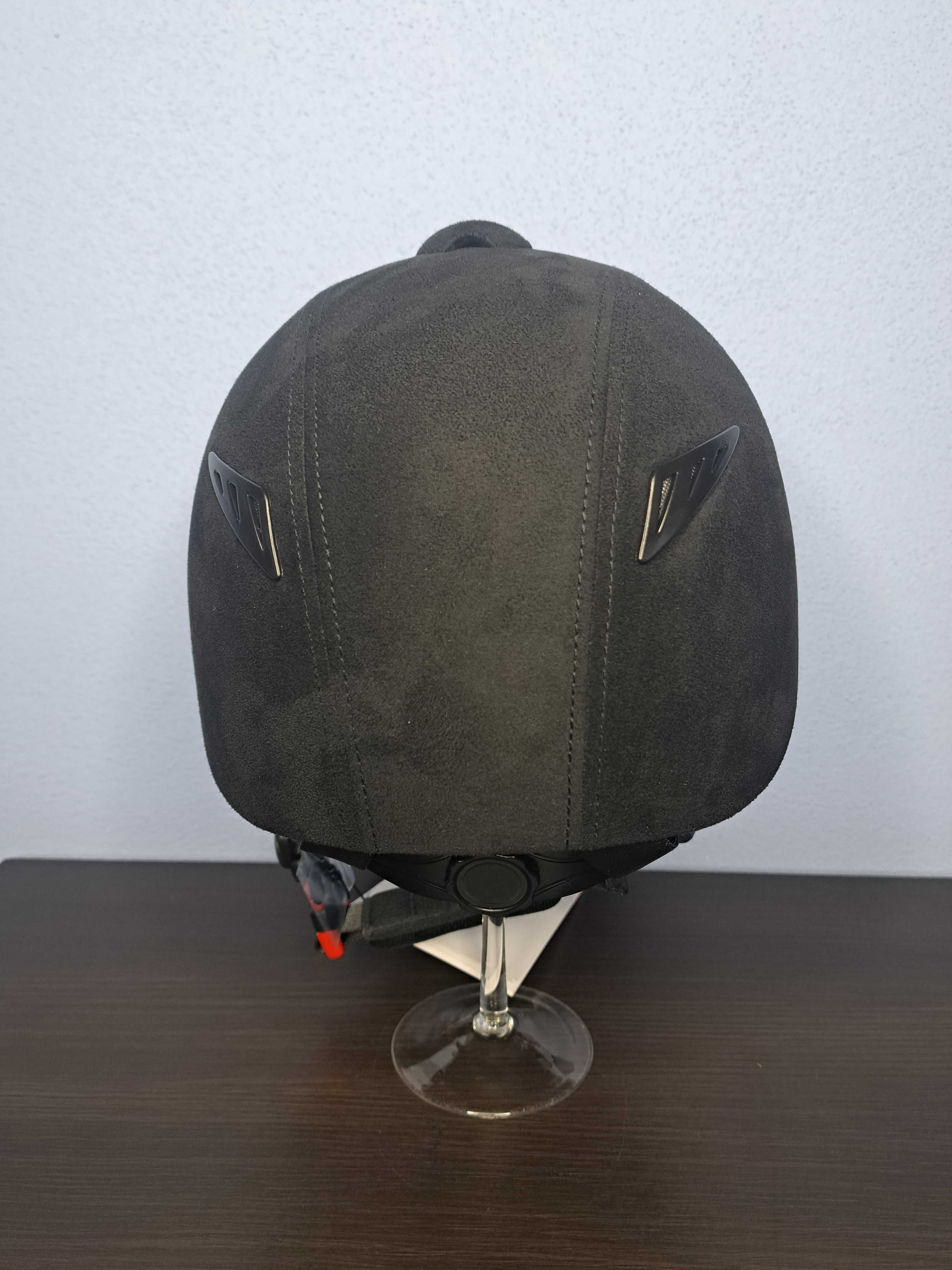 Kaski Kask jeździecki toczek Lazura r. 52-54 cm S
