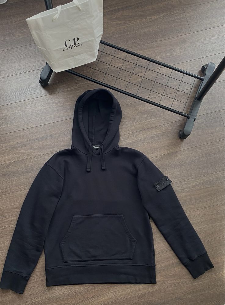 Stone Island Shadow Project