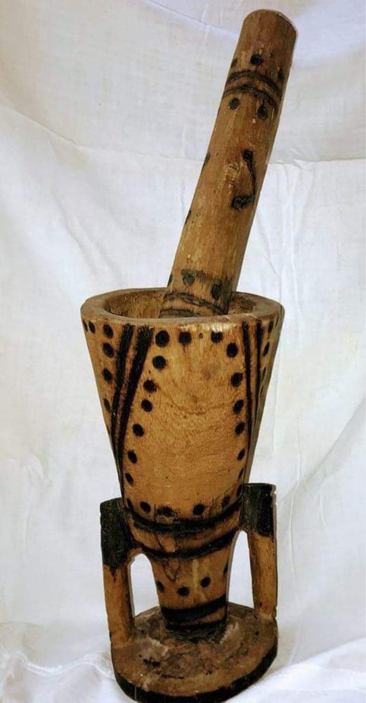 Pilão em madeira artesanal angolano (3)