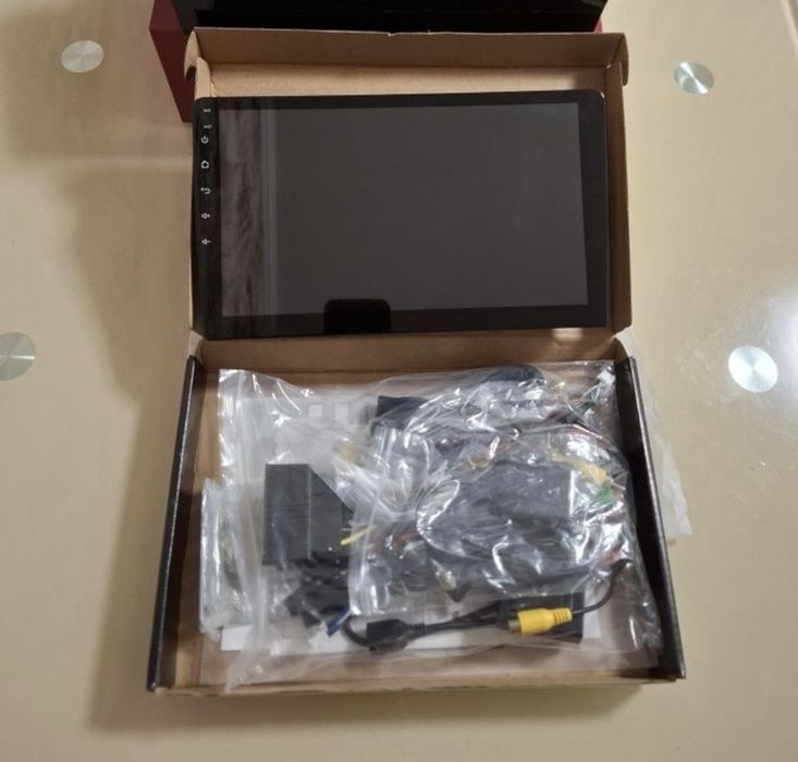 Продам магнітолу android+ камера заднього огляду