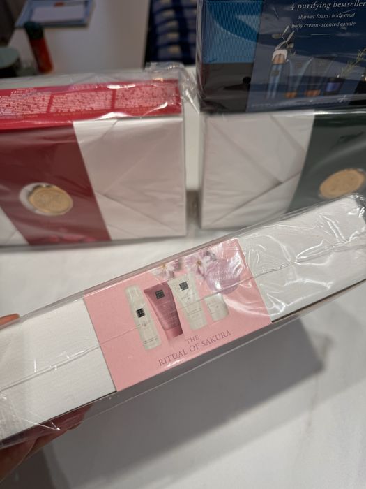 Подарункові набори для тіла Rituals