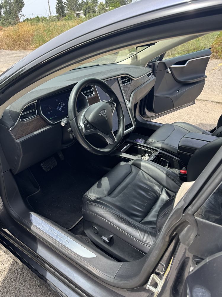 Tesla Model S 100D