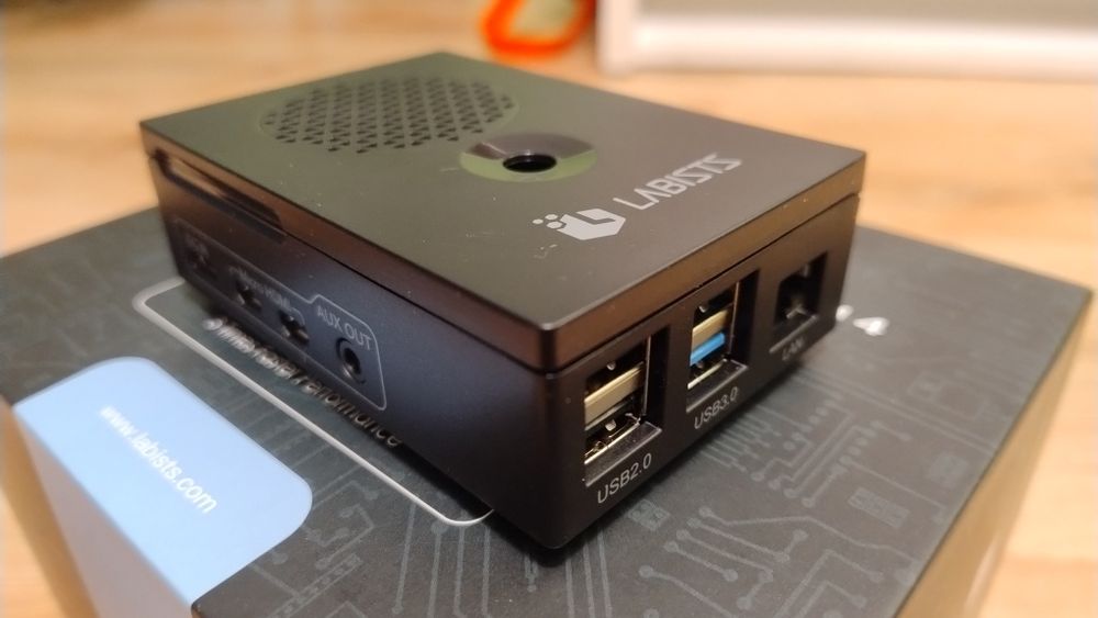 Raspberry Pi 4 4GB + Case Labists + 32GB SD + akcesoria