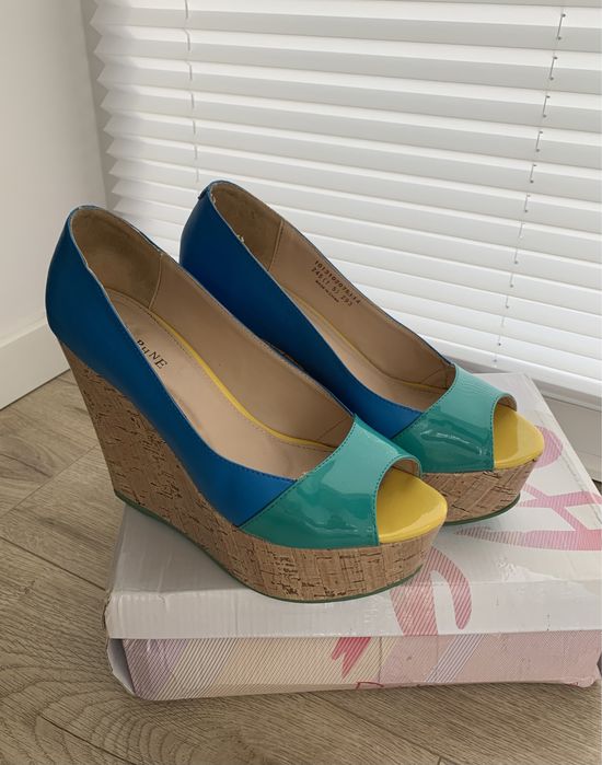 Buty koturny 12cm platforma Daphne aktualne