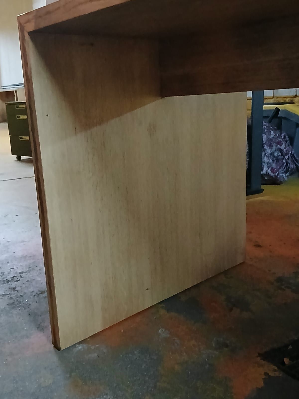Vendo mesa de escritorio ou cozinha