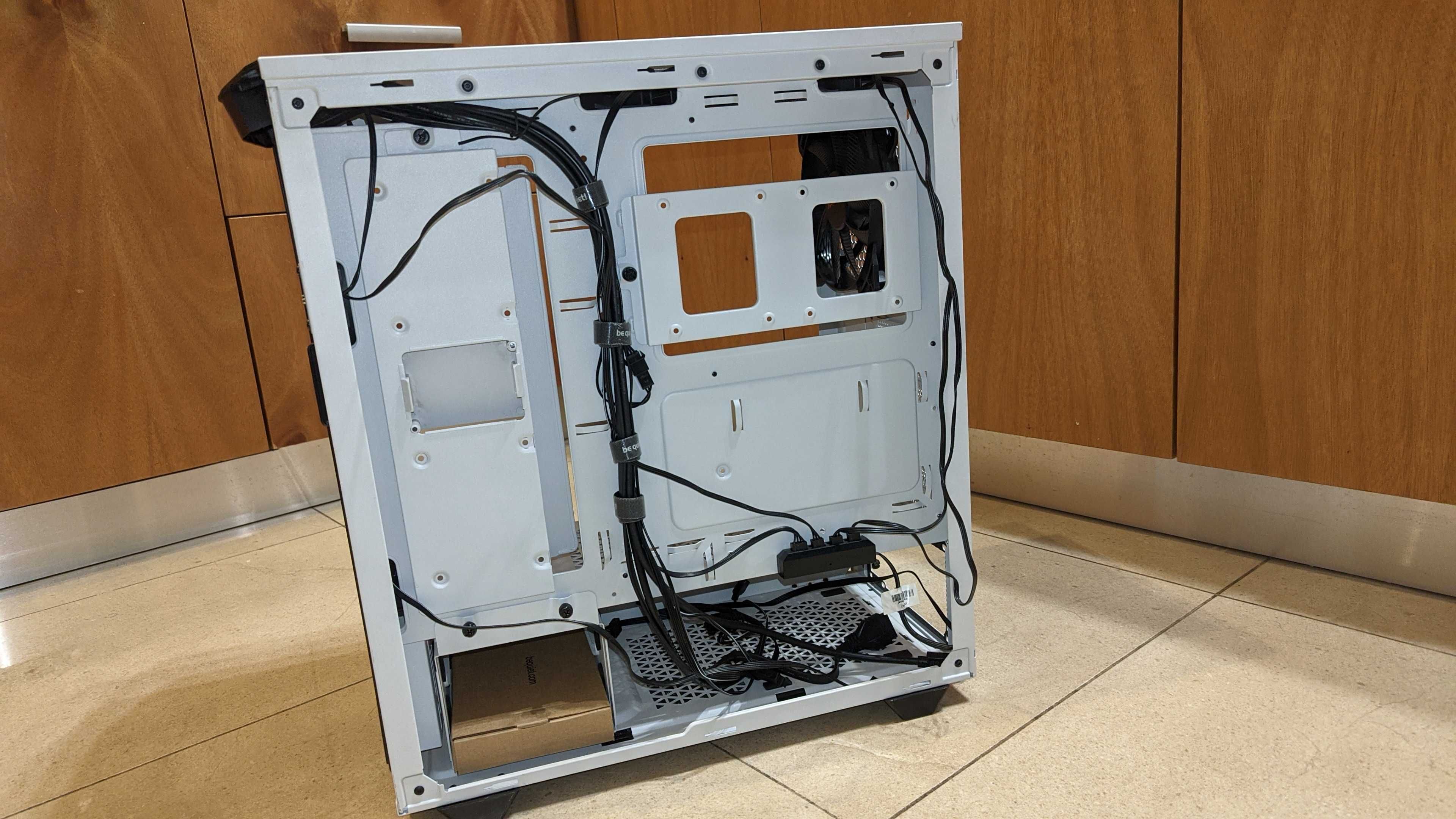 be quiet! Pure Base 500DX BIAŁY + 2x Pure Wings 2 140 + Deepcool FH-04