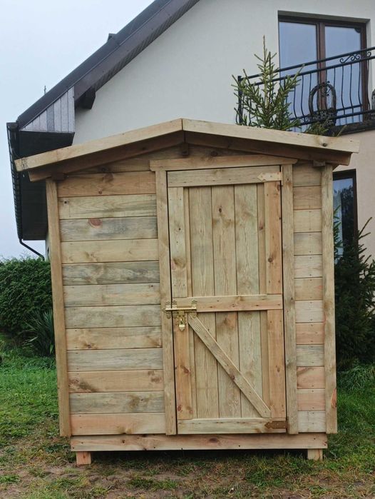 Drewniana szopa narzędziowa, narzędziówka, domek na narzędzia