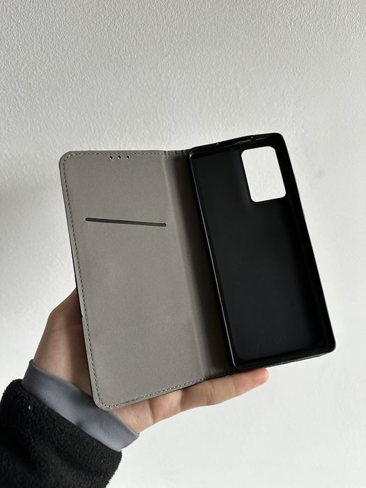 Etui zamykane do MOTOROLA G85