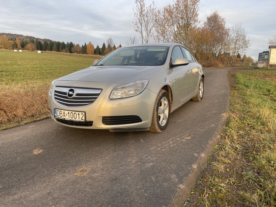 Opel Insignia 2011 rok 1.8 benzyna