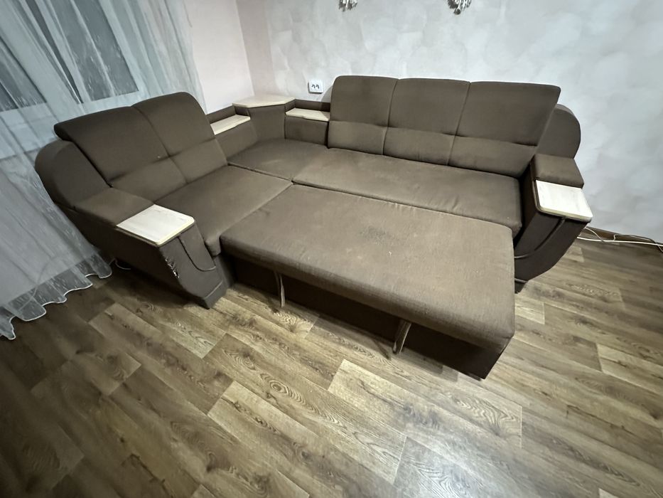 Диван розкладний у вітальню