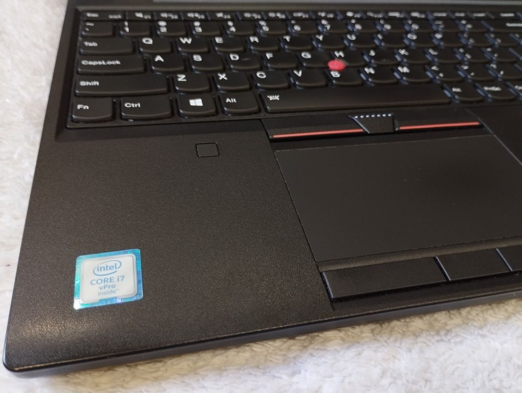 Lenovo ThinkPad P50 FHD i7-6820HQ/16gb DDR4/SSD 256gb/NVidia m1000m