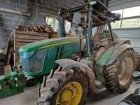 John Deere 5125R  Pali jezdzi