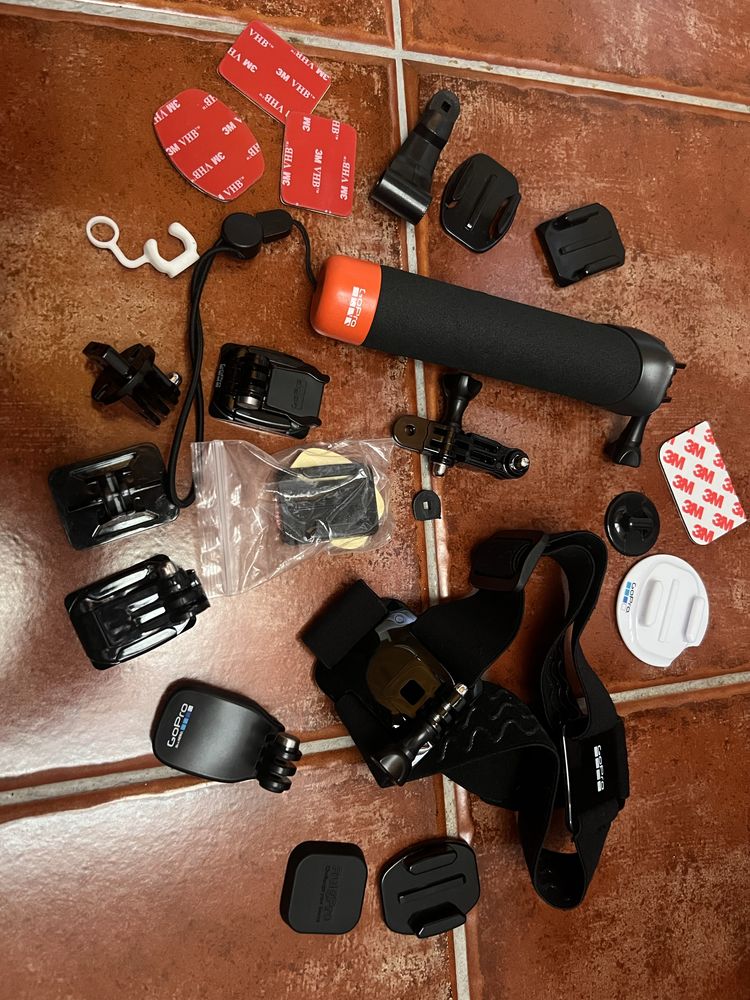 GoPro Hero 8 com acessórios