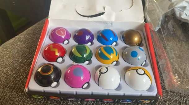 Pokémon figura 12 peças com mini figuras