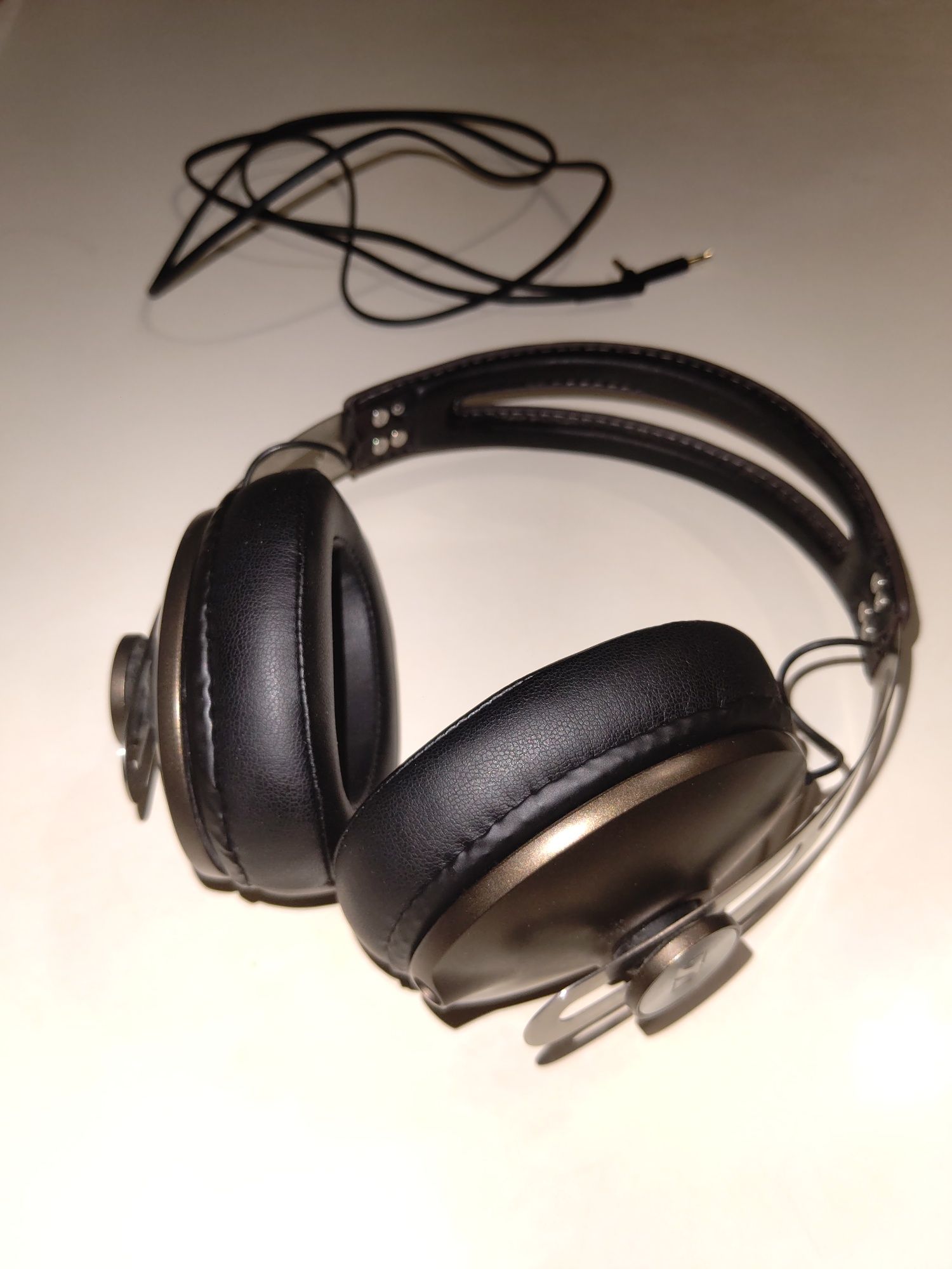 Sennheiser MOMENTUM over-ear brown