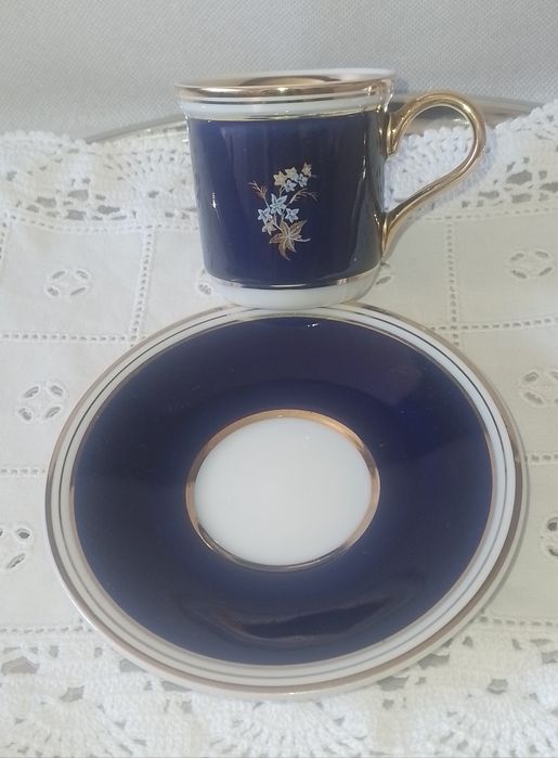 Chávena de café com pires em porcelana QN