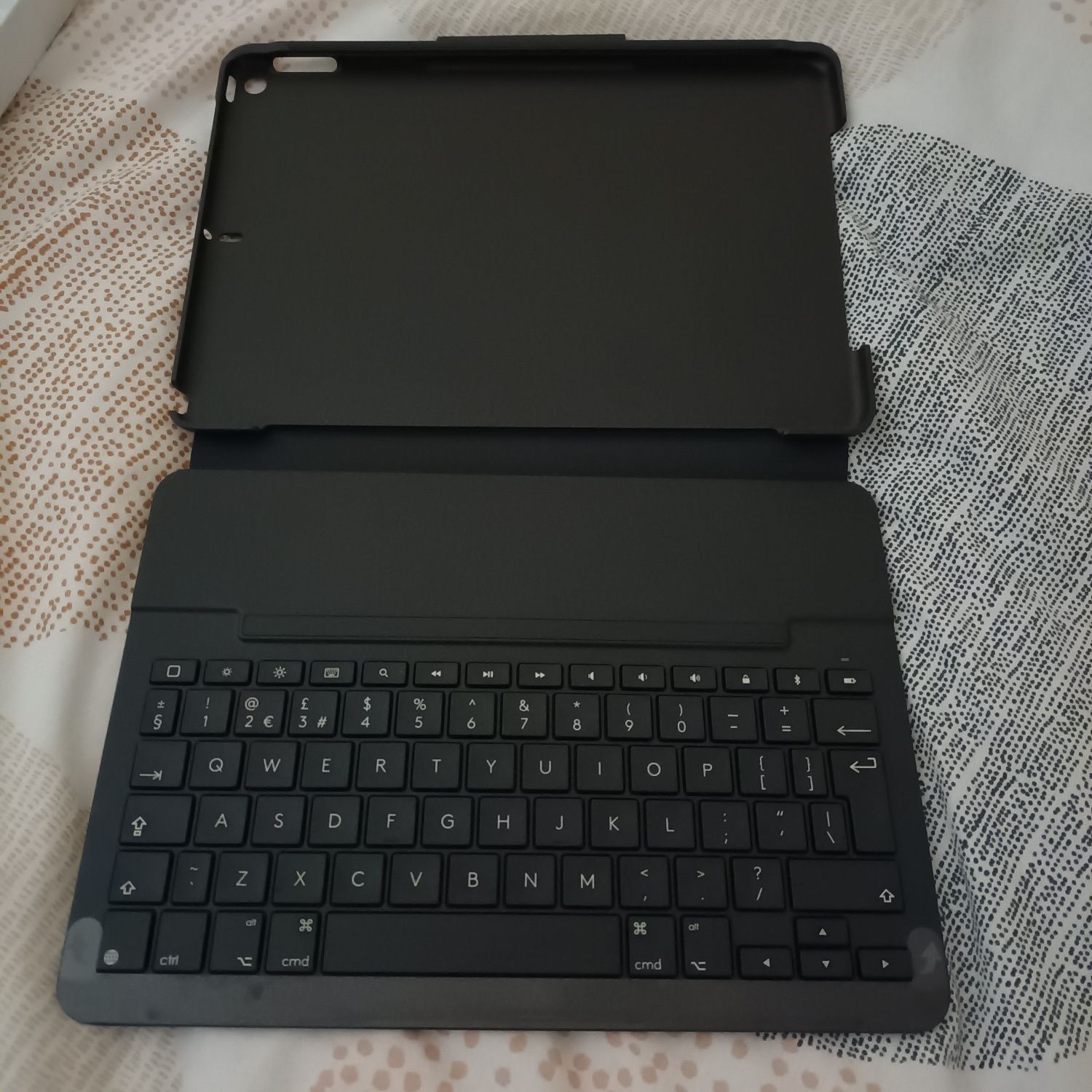 Slim folio logitech