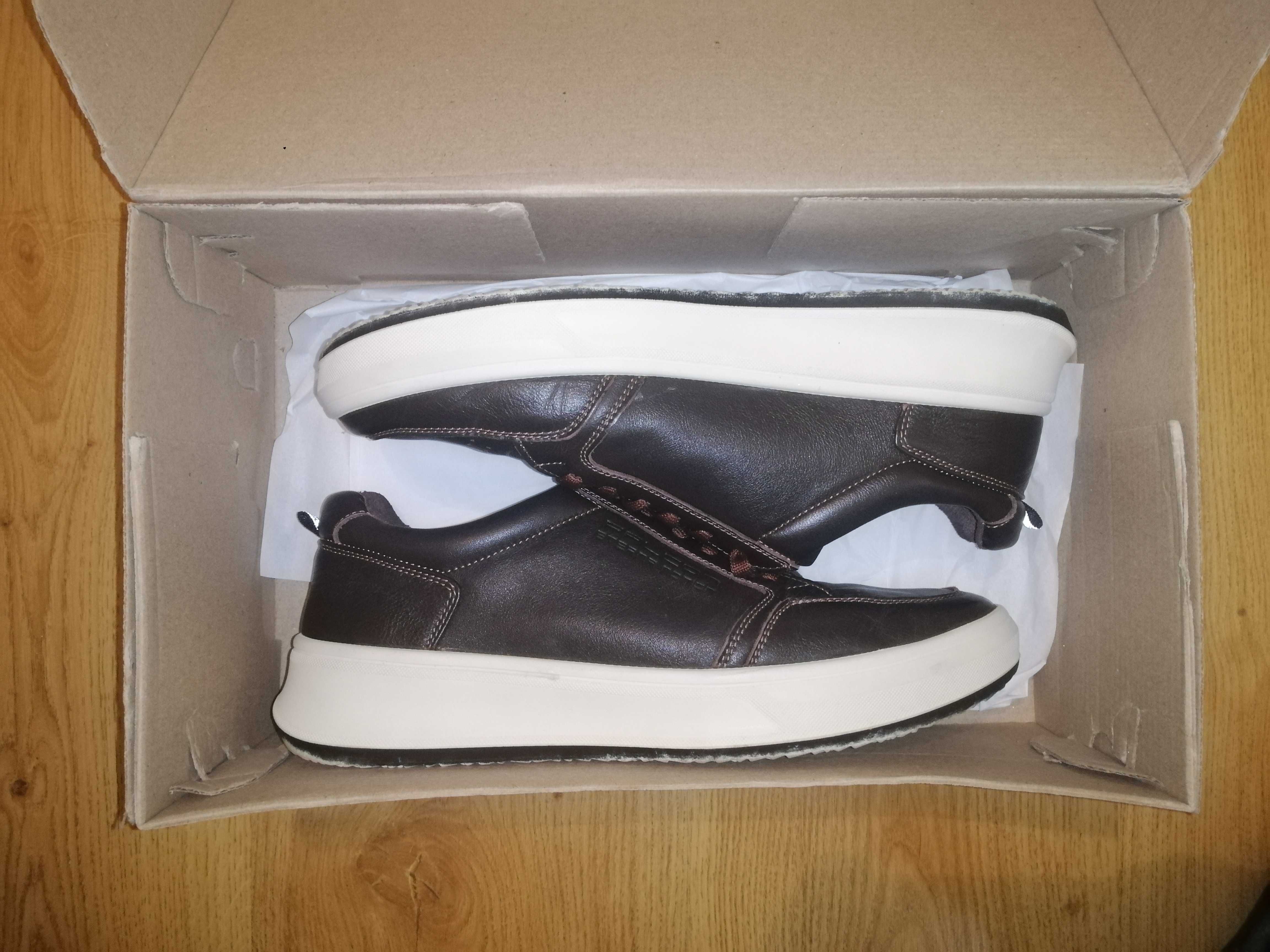 Buty męskie skórzane (41-42)