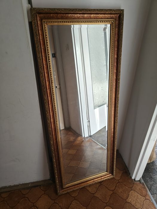 Lustro stojące z PRLu