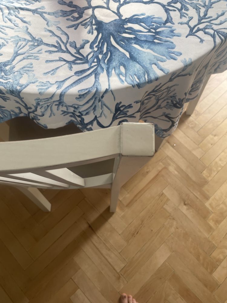 Biały stół ikea okrągły z 6krzeslami