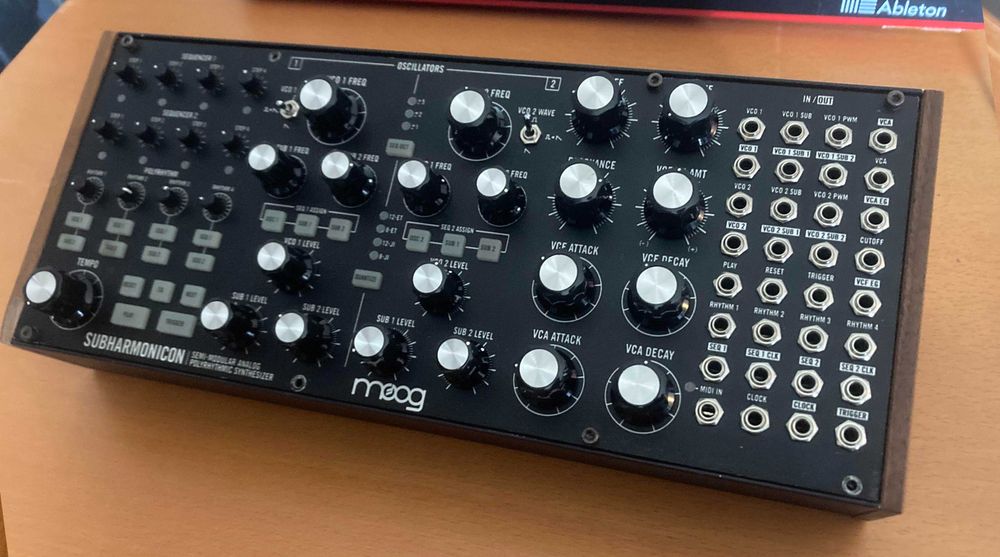 Eurorack - erica Synhts DELAY + ADDAC NOISEWORKS + Subharmonicon