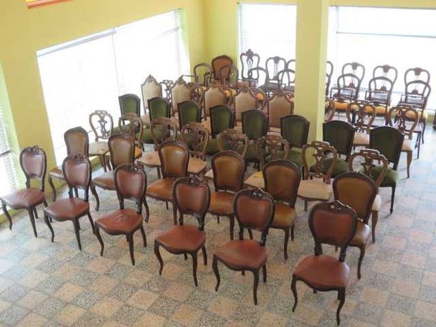 Cadeiras  e  Mesas  Vintage