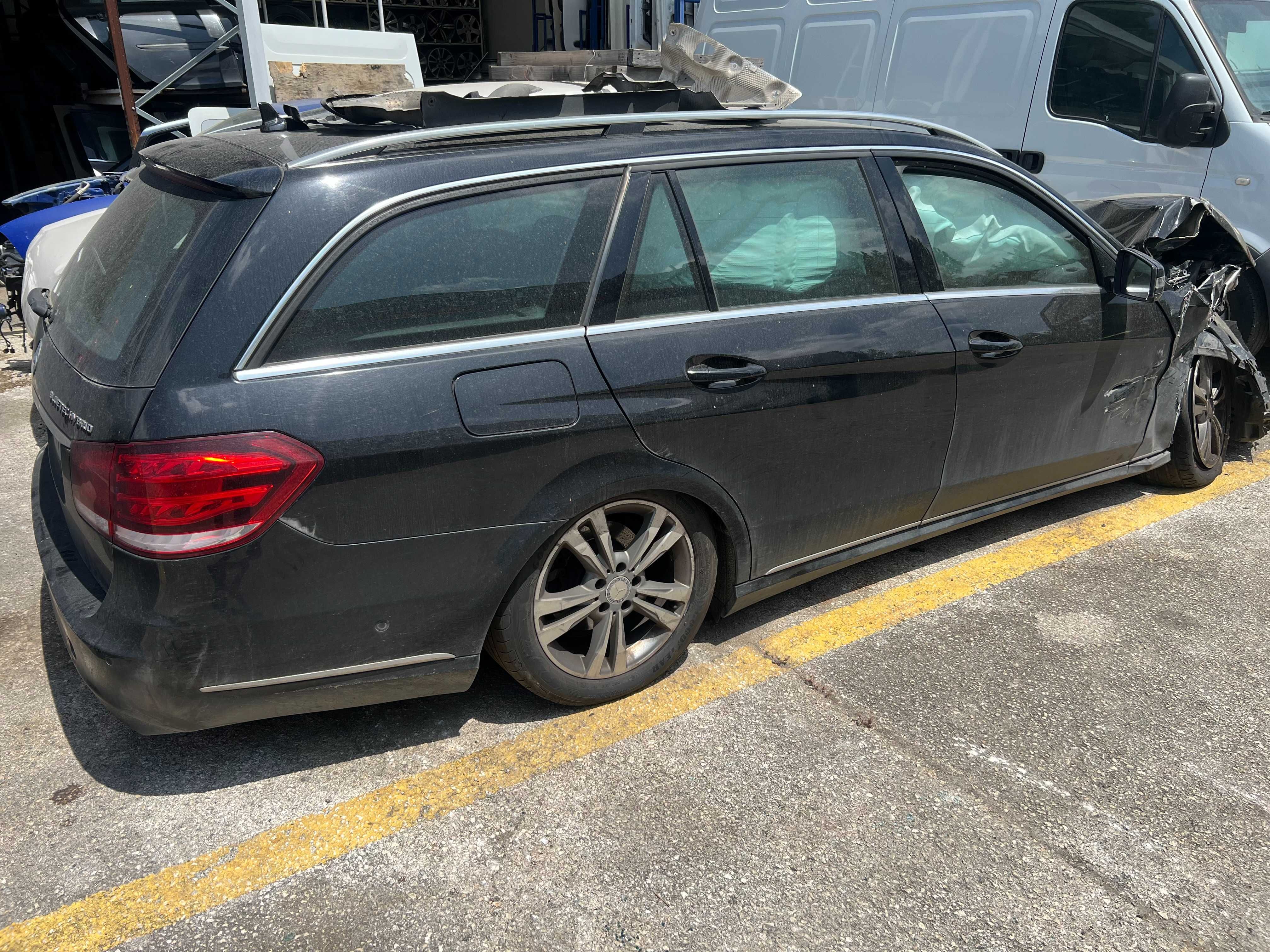 Mercedes E300 (W212) Ano 2015