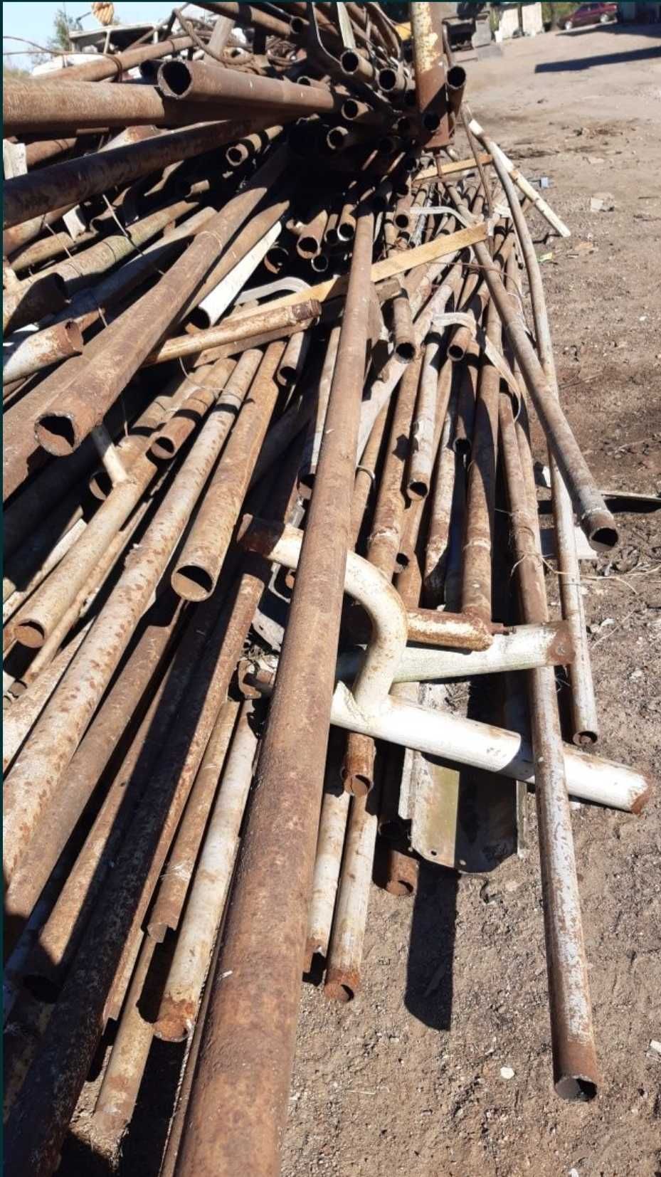 Труба металлическая на забор стовпчики столбы труби металеві